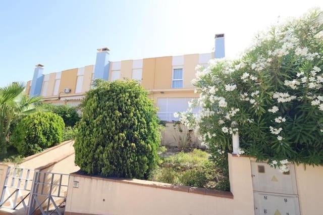 3 soveværelse Byhus til salg i Campoamor, Orihuela med swimmingpool - € 390.000 (Ref: 10022750)