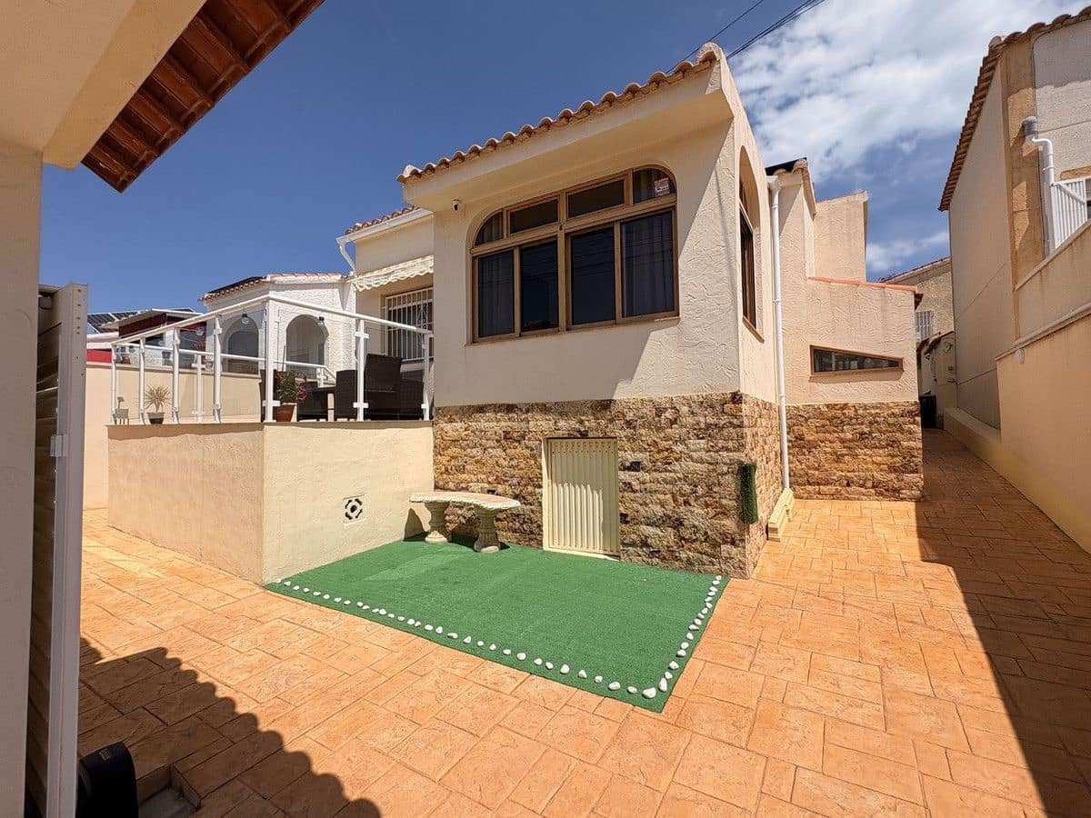 3 chambre Villa/Maison à vendre à La Marina - 295 000 € (Ref: 10027482)
