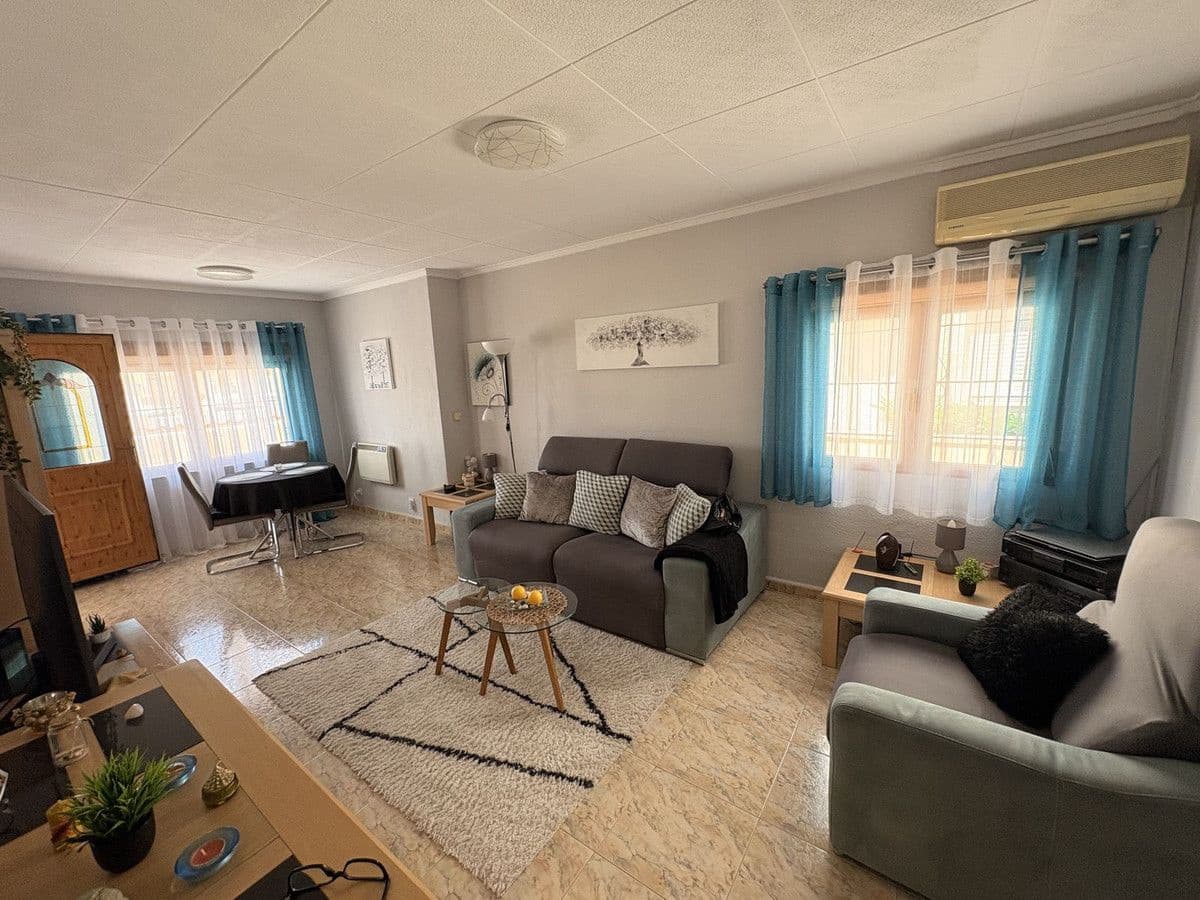 3 chambre Villa/Maison à vendre à La Marina - 295 000 € (Ref: 10027482)