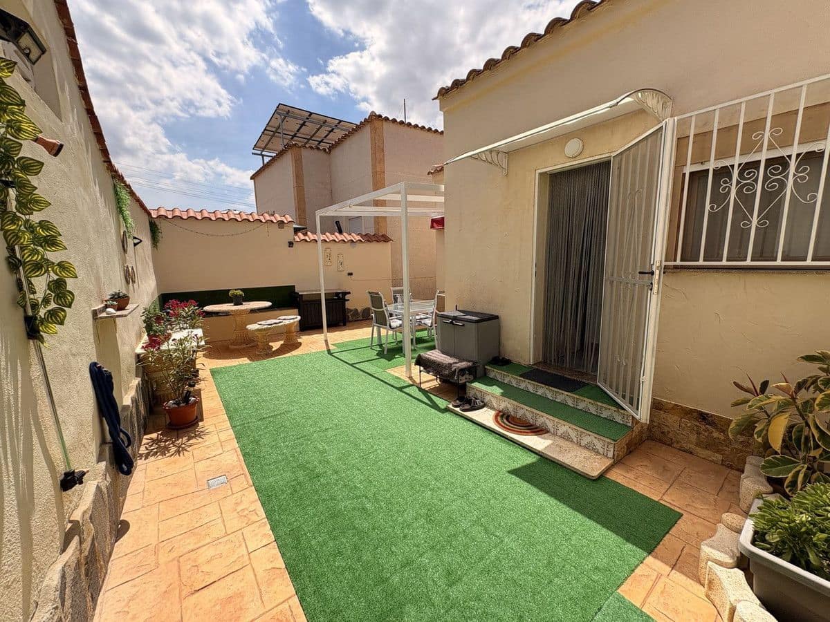 3 chambre Villa/Maison à vendre à La Marina - 295 000 € (Ref: 10027482)