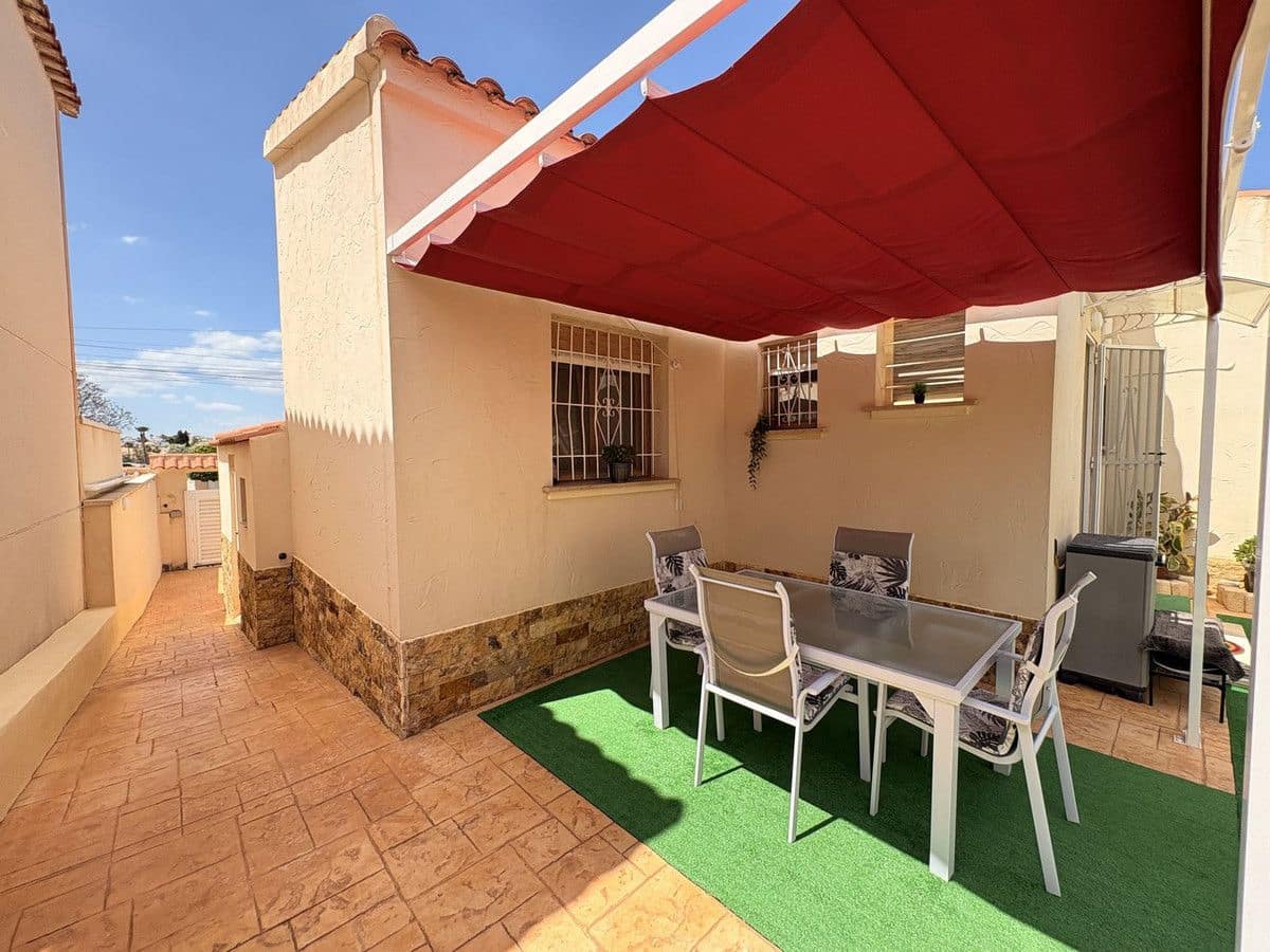 3 chambre Villa/Maison à vendre à La Marina - 295 000 € (Ref: 10027482)