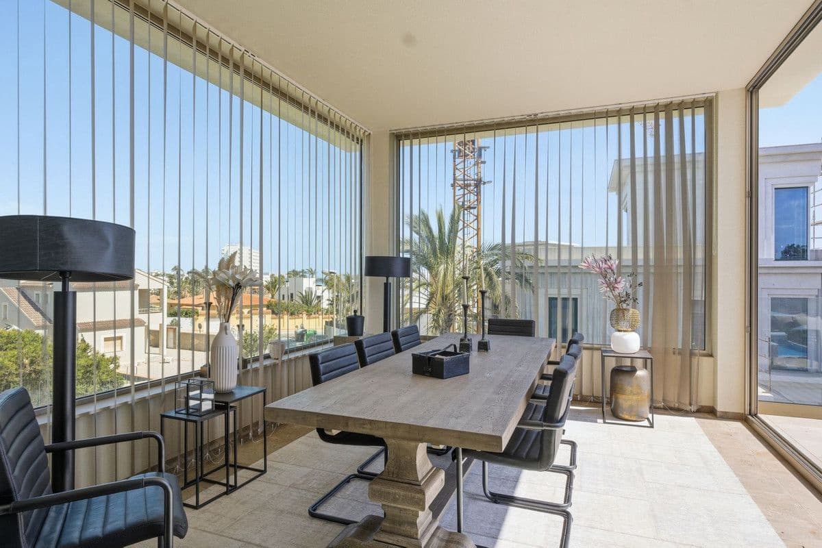 6 quarto Moradia para venda em La Zenia com piscina - 2 950 000 € (Ref: 10027483)