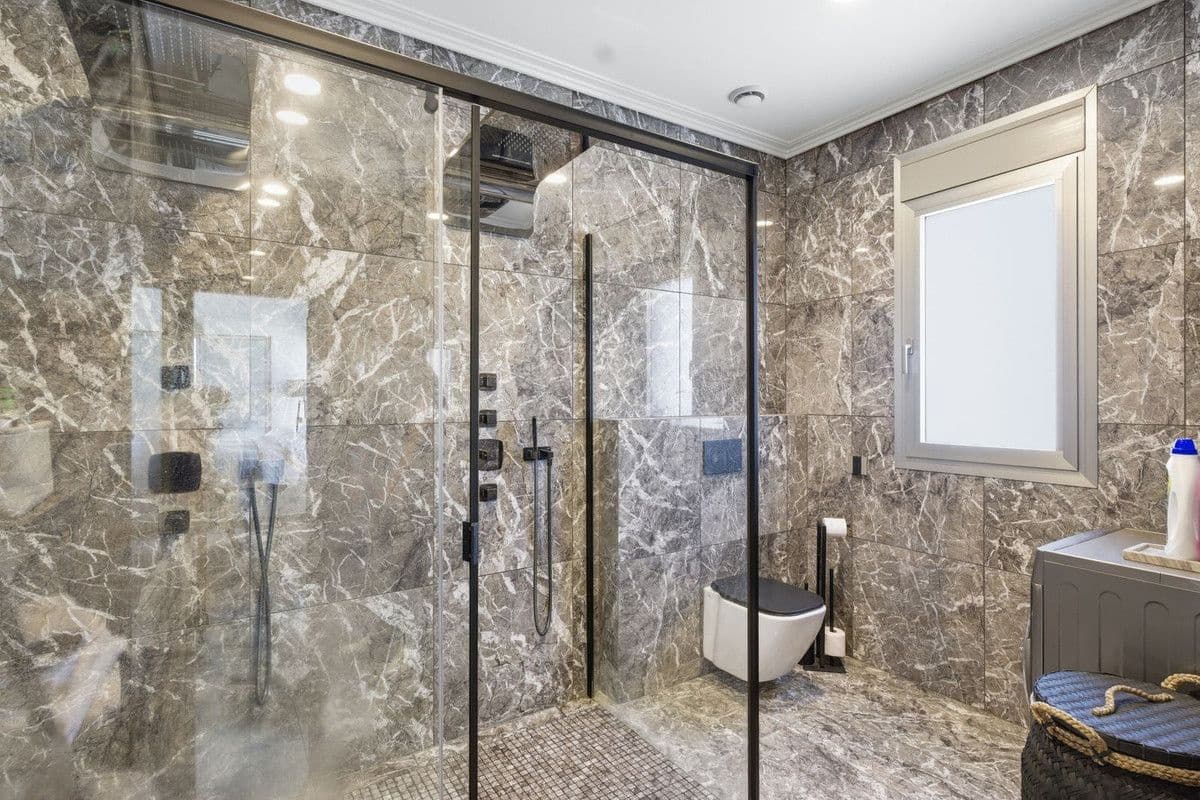 6 quarto Moradia para venda em La Zenia com piscina - 2 950 000 € (Ref: 10027483)