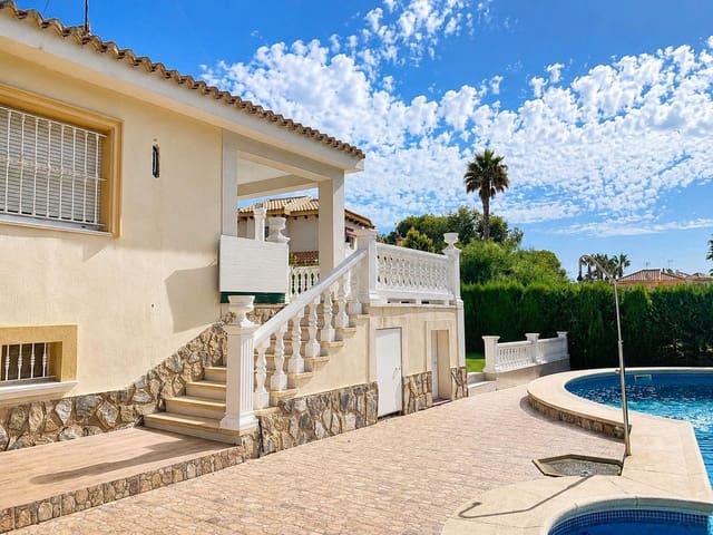 4 soverom Villa til salgs i La Regia, Orihuela med svømmebasseng - € 980 000 (Ref: 10027484)