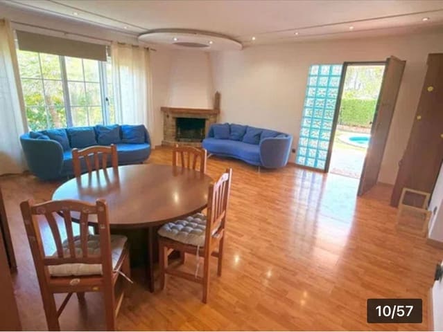 4 bedroom Villa for sale in Cabo Roig, Orihuela with pool - € 899,900 (Ref: 10027485)