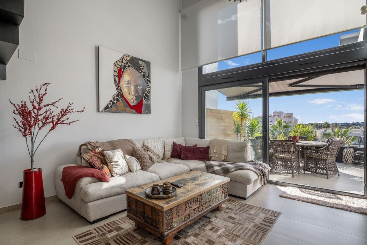 3 soveværelse Lejlighed til salg i Orihuela Costa med swimmingpool - € 539.000 (Ref: 10027487)