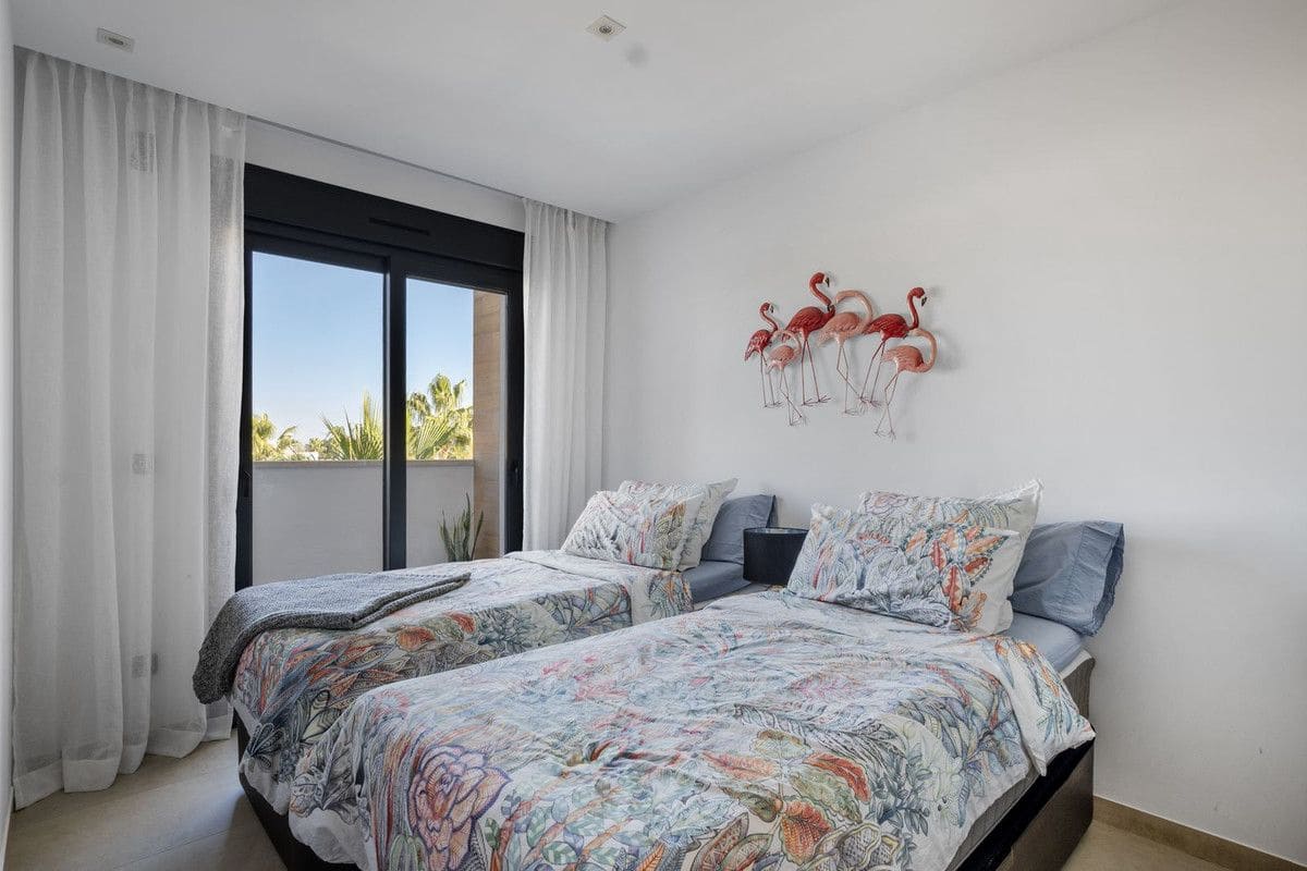 3 soveværelse Lejlighed til salg i Orihuela Costa med swimmingpool - € 539.000 (Ref: 10027487)