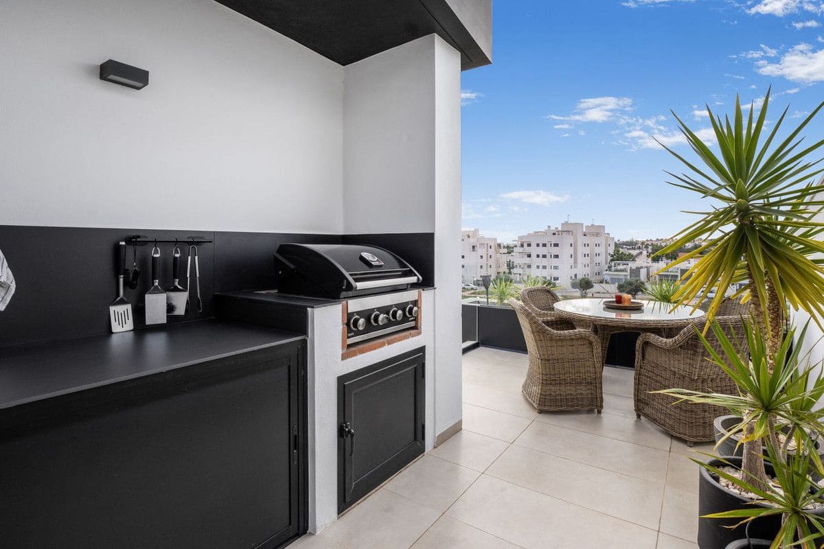 3 soveværelse Lejlighed til salg i Orihuela Costa med swimmingpool - € 539.000 (Ref: 10027487)