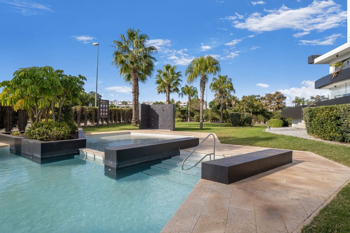 3 soveværelse Lejlighed til salg i Orihuela Costa med swimmingpool - € 539.000 (Ref: 10027487)