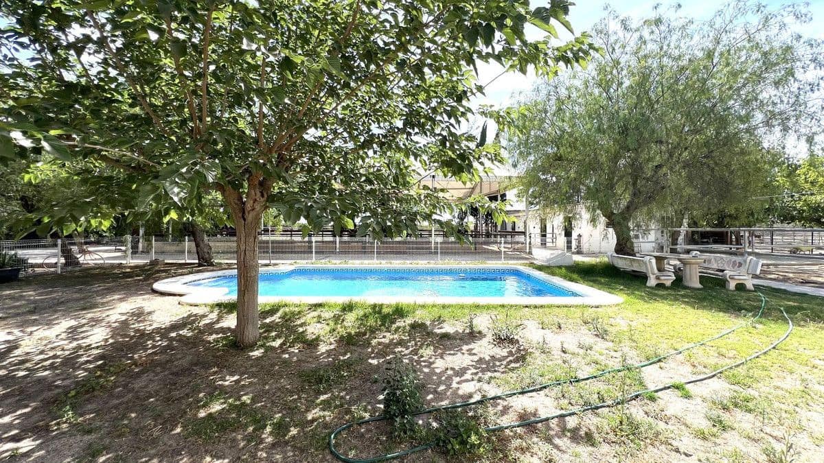 3 soveværelse Finca/Landehus til salg i Orihuela med swimmingpool - € 450.000 (Ref: 10027489)