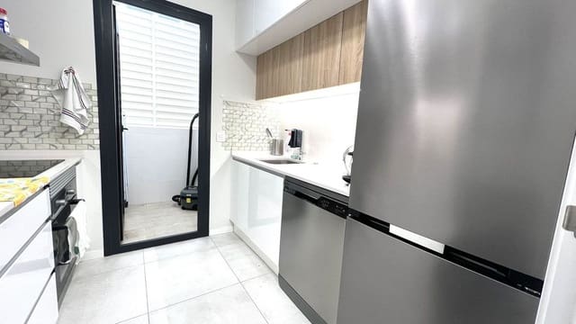Apartamento de 2 habitaciones en Mil Palmeras, Pilar de la Horadada en venta con piscina - 442.000 € (Ref: 10027490)