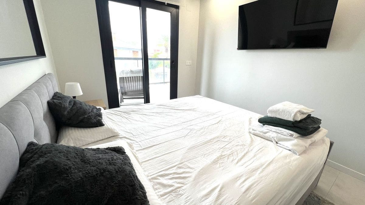 2 Zimmer Apartment zu verkaufen in Pilar de la Horadada mit Pool - 442.000 € (Ref: 10027490)