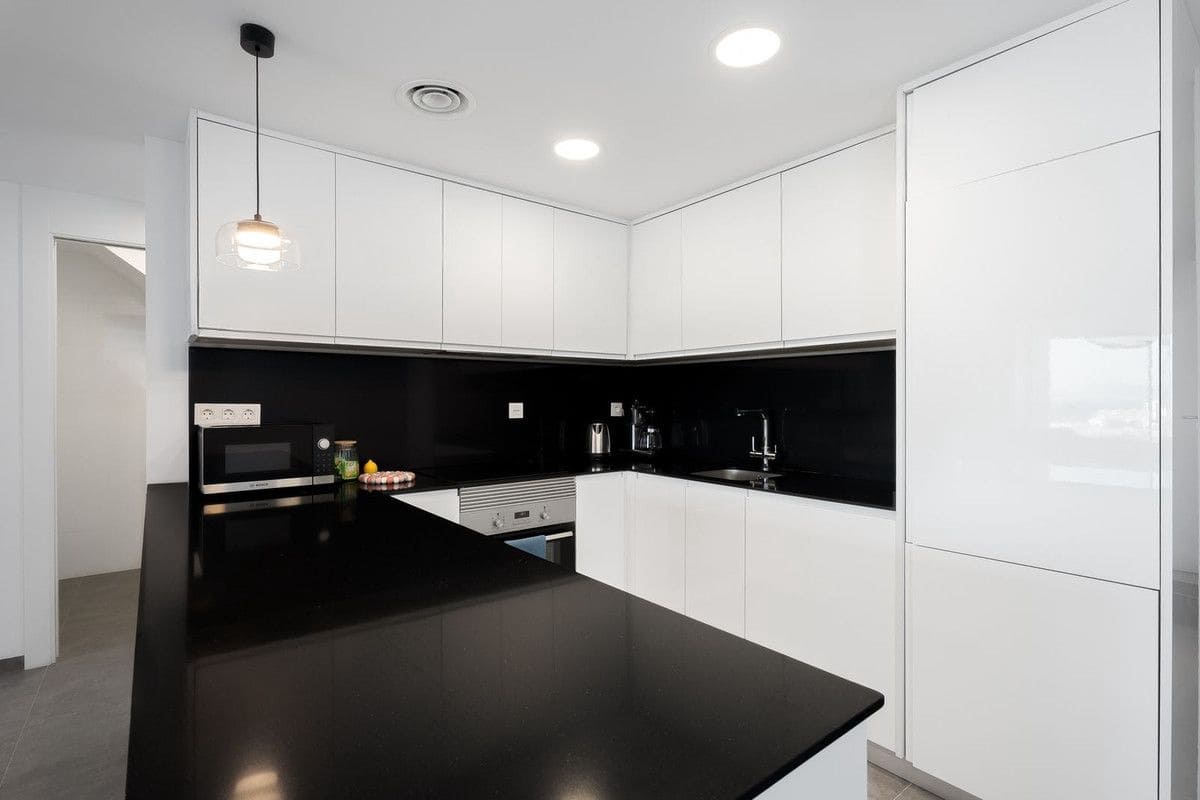 3 sovrum Lägenhet till salu i Gran Alacant med pool - 435 000 € (Ref: 10027492)