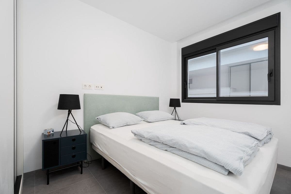 3 sovrum Lägenhet till salu i Gran Alacant med pool - 435 000 € (Ref: 10027492)