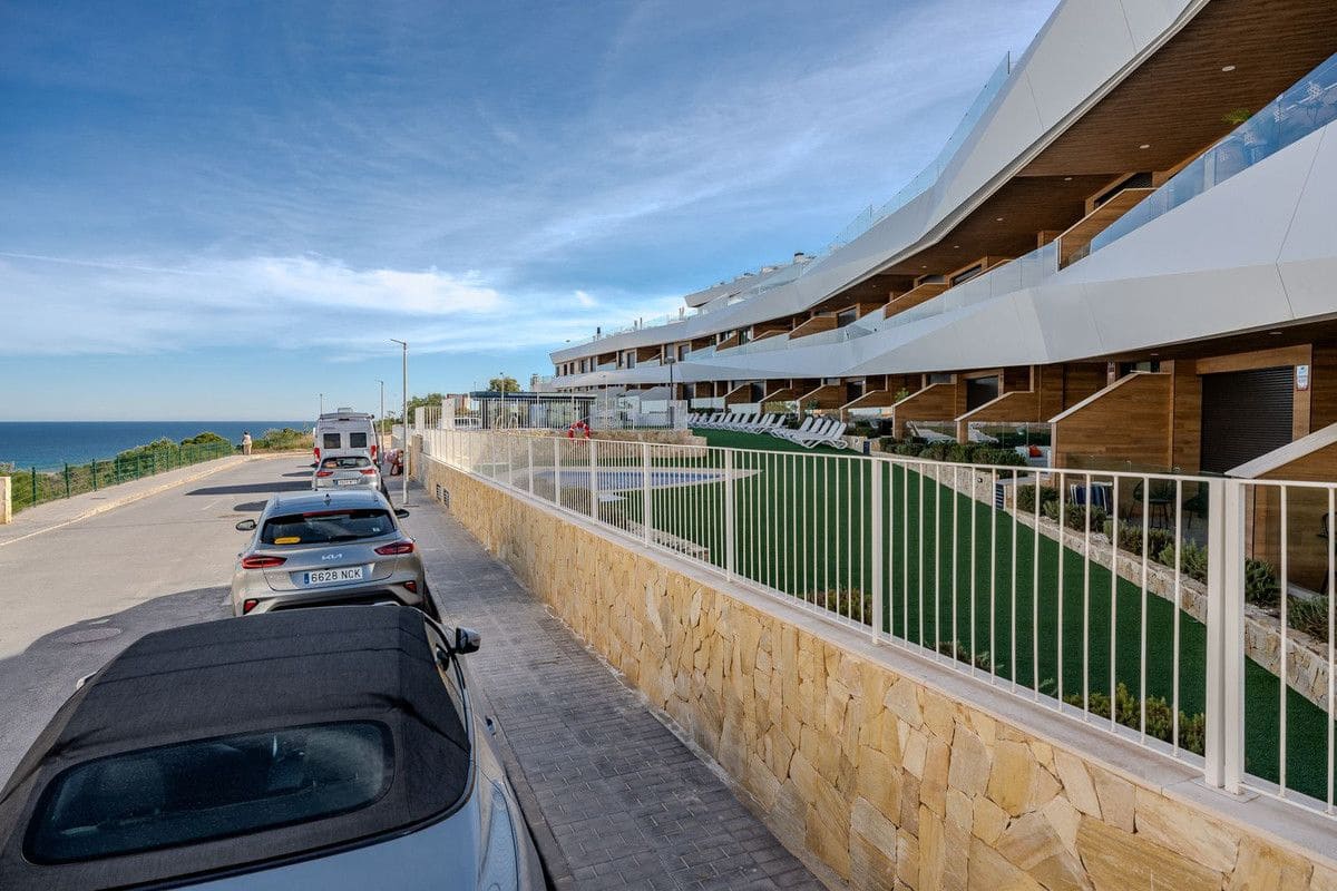 3 sovrum Lägenhet till salu i Gran Alacant med pool - 435 000 € (Ref: 10027492)