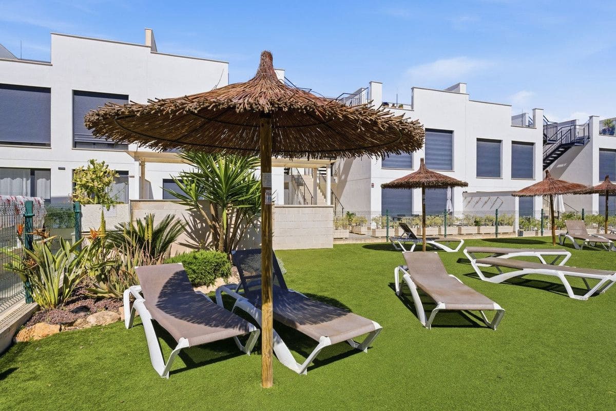 3 sypialnia Willa na sprzedaż w Orihuela Costa z basenem - 395 000 € (Ref: 10027495)