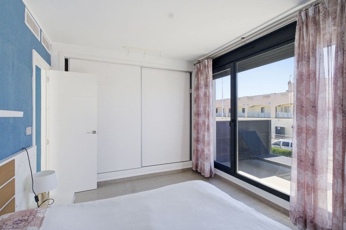 3 sypialnia Willa na sprzedaż w Orihuela Costa z basenem - 395 000 € (Ref: 10027495)