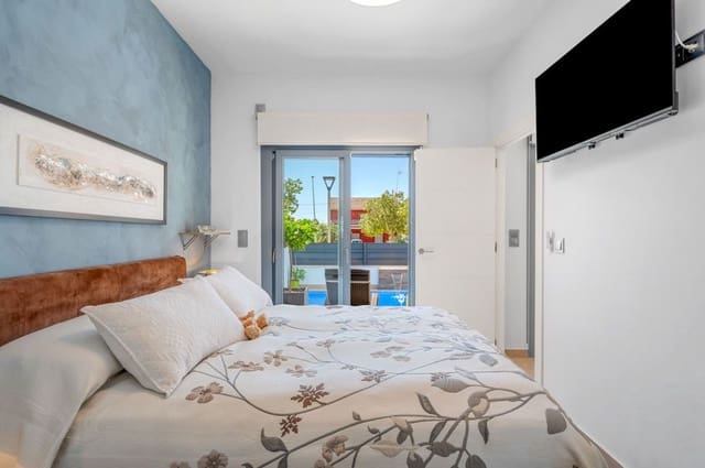3 soveværelse Byhus til salg i Formentera del Segura med swimmingpool - € 329.000 (Ref: 10027497)