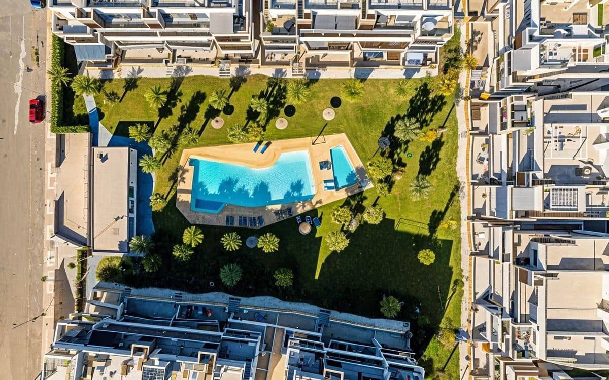 2 bedroom Apartment for sale in Orihuela Costa with pool - € 288,900 (Ref: 10027499)