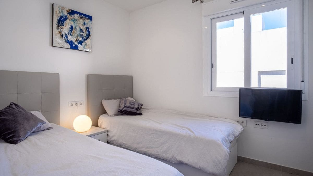 3 camera da letto Appartamento in vendita in Torrevieja con piscina - 275.000 € (Rif: 10027501)