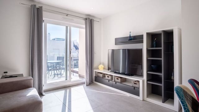 Apartamento de 3 habitaciones en Parque de las Naciones, Torrevieja en venta con piscina - 275.000 € (Ref: 10027501)
