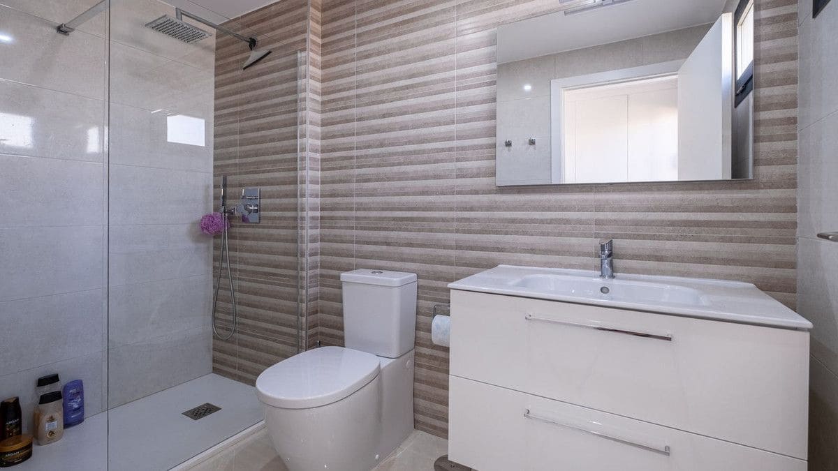 2 slaapkamer Appartement te koop in Los Dolses met zwembad - € 265.000 (Ref: 10027502)