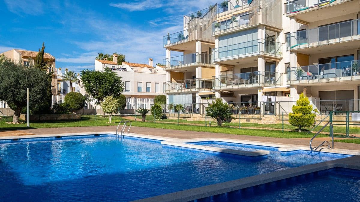 2 slaapkamer Appartement te koop in Los Dolses met zwembad - € 265.000 (Ref: 10027502)