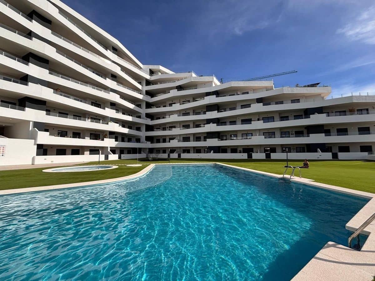 2 bedroom Apartment for sale in San Miguel de Salinas with pool - € 239,000 (Ref: 10027506)