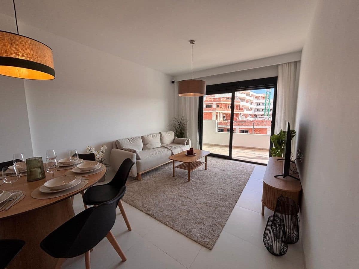 2 bedroom Apartment for sale in San Miguel de Salinas with pool - € 239,000 (Ref: 10027506)