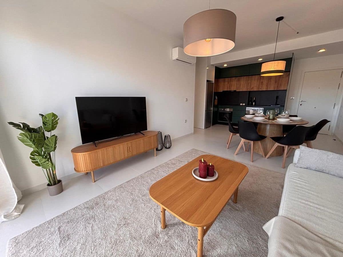 2 bedroom Apartment for sale in San Miguel de Salinas with pool - € 239,000 (Ref: 10027506)
