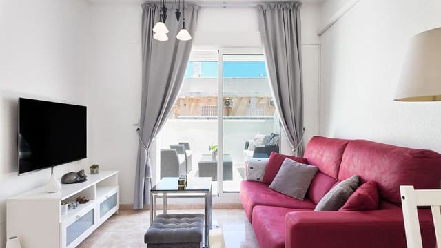 Apartamento de 2 habitaciones en Playa del Acequión, Torrevieja en venta con piscina - 159.000 € (Ref: 10027511)