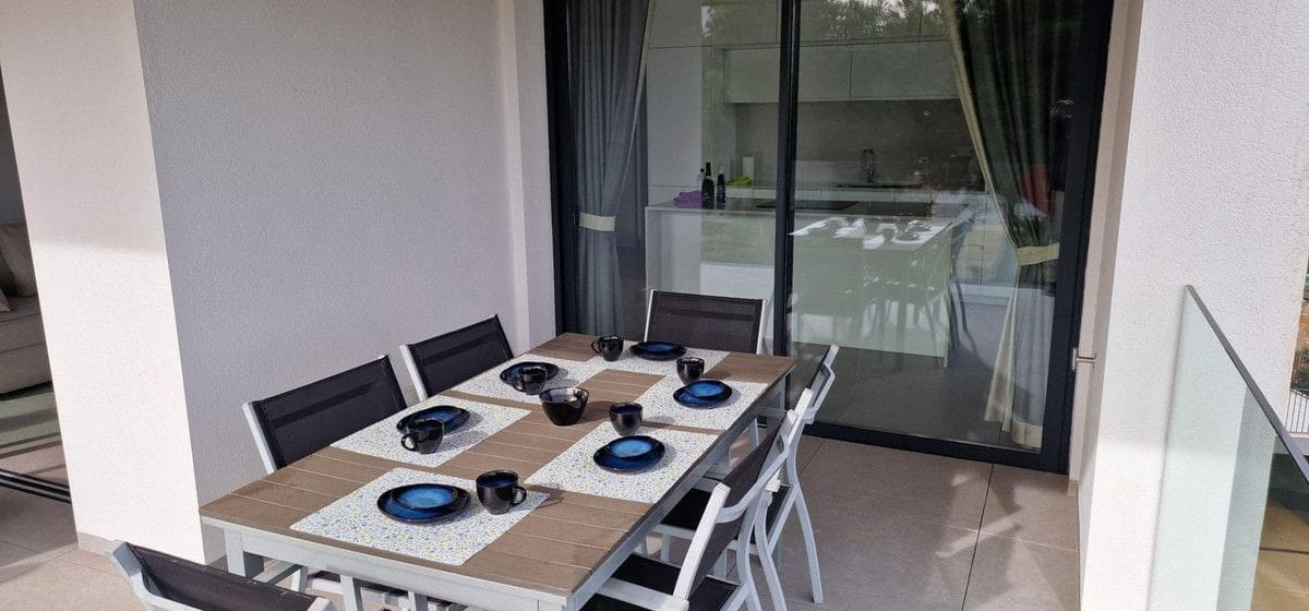 3 sovrum Lägenhet till salu i Las Colinas Golf med pool - 479 000 € (Ref: 10027517)