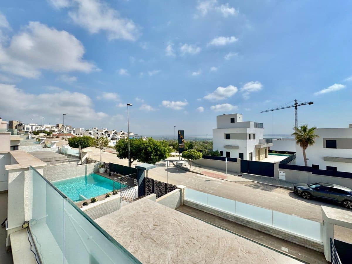 3 sypialnia Willa na sprzedaż w San Miguel de Salinas z basenem - 399 000 € (Ref: 10027519)