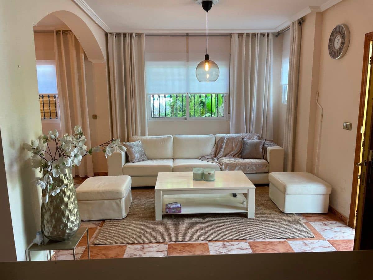 2 bedroom Villa for sale in Orihuela Costa - € 244,900 (Ref: 10027527)