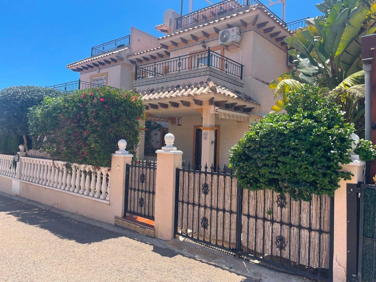 2 bedroom Villa for sale in Orihuela Costa - € 244,900 (Ref: 10027527)