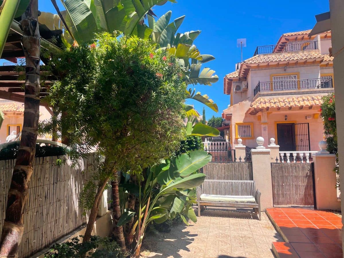 2 bedroom Villa for sale in Orihuela Costa - € 244,900 (Ref: 10027527)