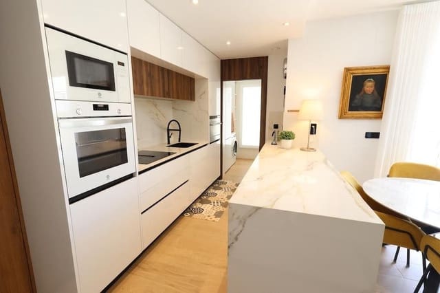 3 bedroom Apartment for sale in Algorfa with pool - € 325,000 (Ref: 10027528)