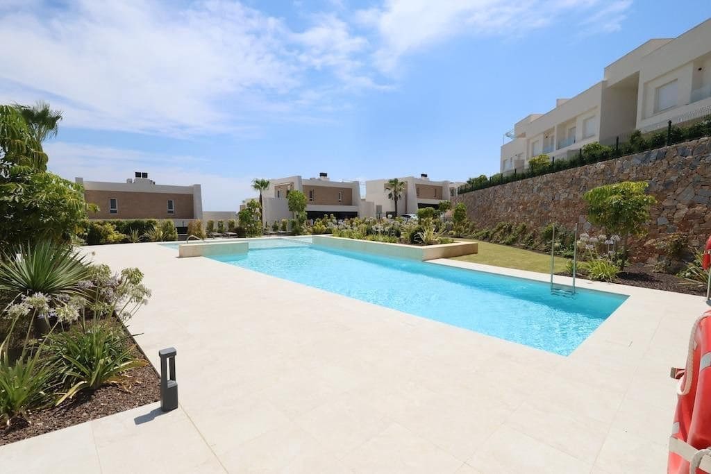 3 bedroom Apartment for sale in Algorfa with pool - € 325,000 (Ref: 10027528)