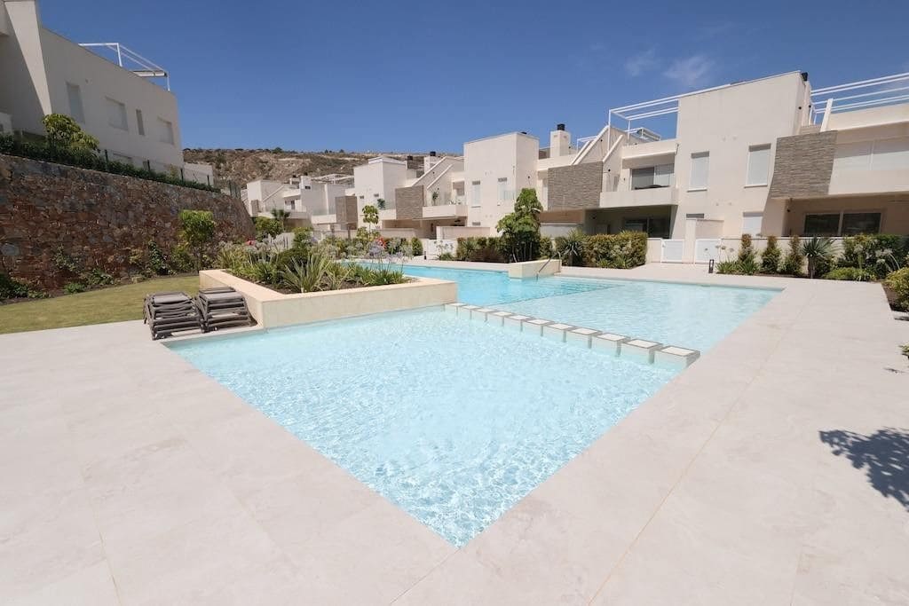 3 bedroom Apartment for sale in Algorfa with pool - € 325,000 (Ref: 10027528)