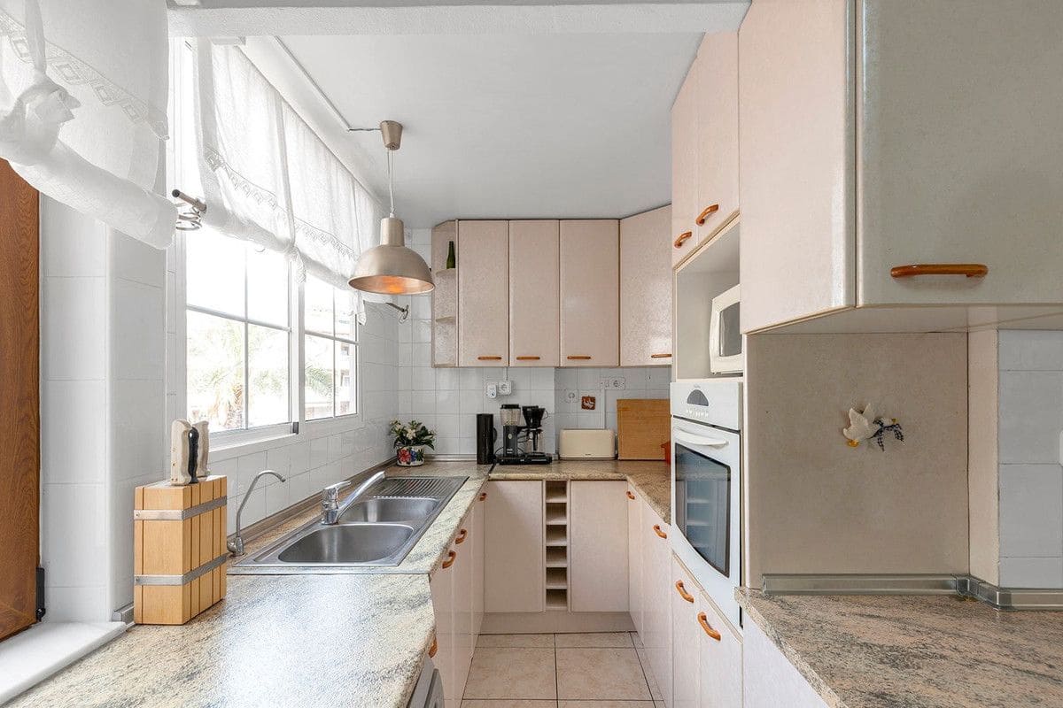4 slaapkamer Appartement te koop in Torrevieja met zwembad - € 269.000 (Ref: 10027532)