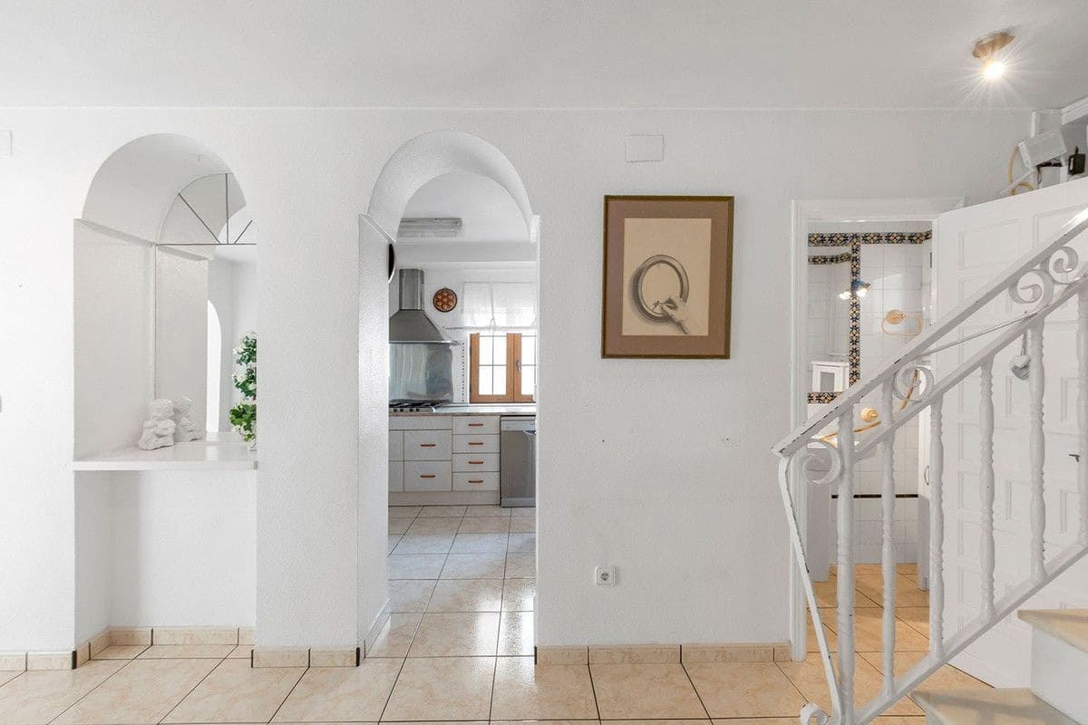 4 slaapkamer Appartement te koop in Torrevieja met zwembad - € 269.000 (Ref: 10027532)