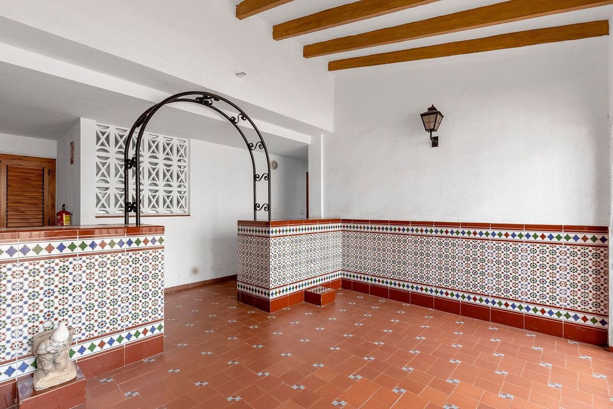 4 slaapkamer Appartement te koop in Torrevieja met zwembad - € 269.000 (Ref: 10027532)