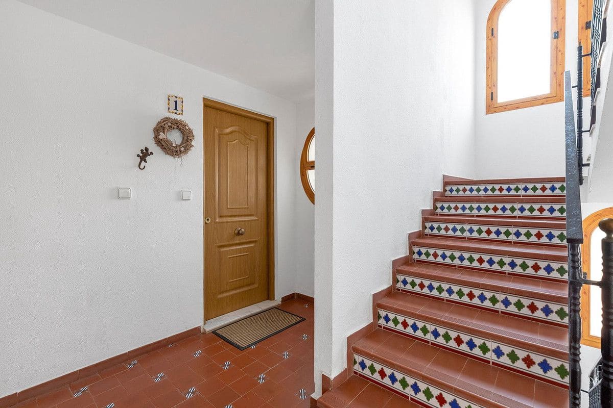 4 slaapkamer Appartement te koop in Torrevieja met zwembad - € 269.000 (Ref: 10027532)