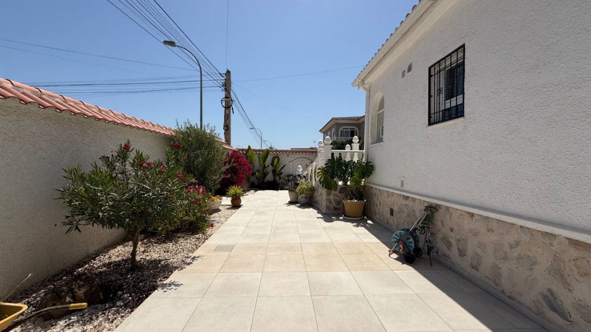 3 chambre Villa/Maison à vendre à Torrevieja - 645 000 € (Ref: 10027534)