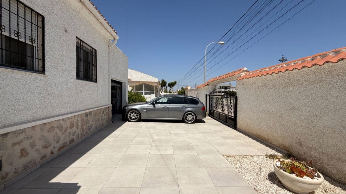3 chambre Villa/Maison à vendre à Torrevieja - 645 000 € (Ref: 10027534)
