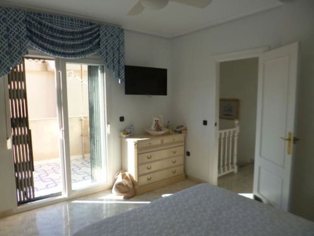 3 quarto Moradia para venda em La Zenia, Orihuela - 390 000 € (Ref: 10027536)