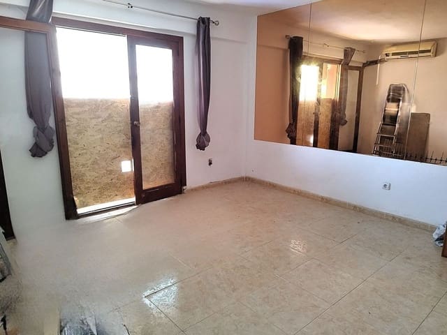 3 slaapkamer Appartement te koop in Palma de Mallorca - € 370.000 (Ref: 10027541)
