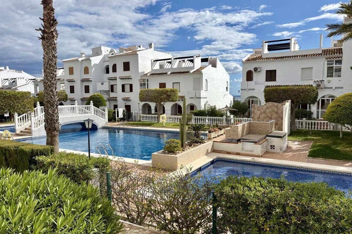 3 slaapkamer Huis te koop in Rojales met zwembad - € 215.000 (Ref: 10027543)