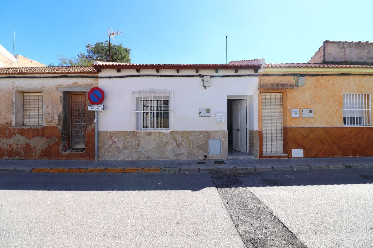 2 bedroom Villa for sale in Benijofar with pool - € 199,950 (Ref: 10027544)