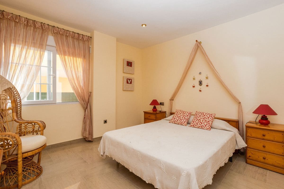 3 sypialnia Willa na sprzedaż w Playa Honda - 490 000 € (Ref: 10027546)
